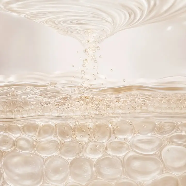 Hydrate and fuse serums into skin